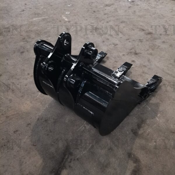 2-3.5-Ton-Mini-Excavator-Attachment-550mm4-scaled-1-1.jpg