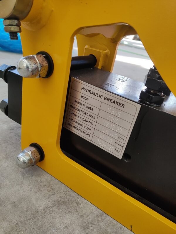Hydraulic-Break-Hammer-Attachment-for-Mini-Digger-USA7-scaled-1-1.jpg