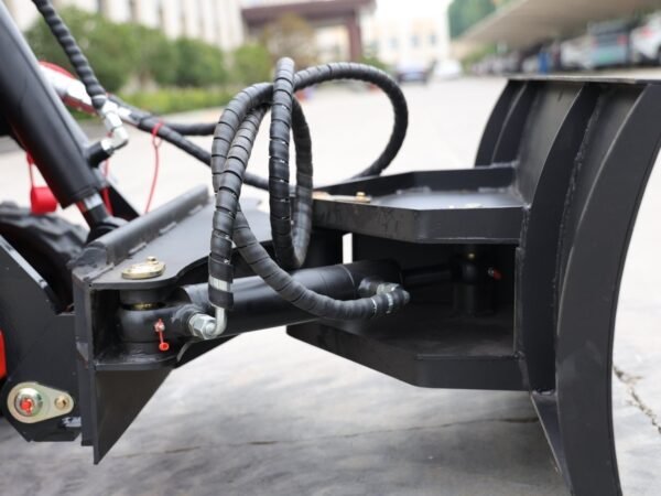Skid-Steer-Loader-Bull-Dozer-Attachment-USA4-1.jpg