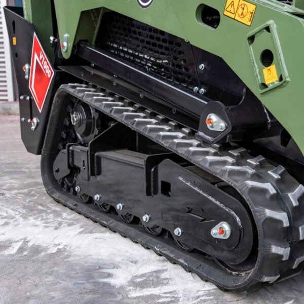 TYPHON-Stomp-V1000-24HP-Kubota-D1105-Water-Cooled-Diesel-Skid-Steer-Pilot-Control30-scaled-1-1.jpg