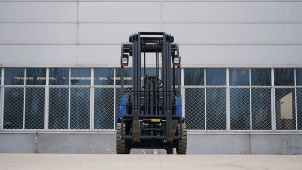 TYPHON-VIGOR-1.5-Blue-Electric-Forklift9-1.jpg TYPHON-VIGOR-1.5-Blue-Electric-Forklift9-1.jpg