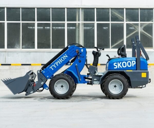TYPHON-Wheel-Loader-with-Kubota-D1105-engine5.jpg