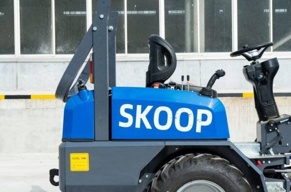 TYPHON-Wheel-Loader-with-Kubota-D1105-engine9-1.jpg