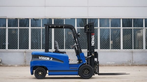 VIGOR-2-Blue-Electric-Forklift5-1.jpg
