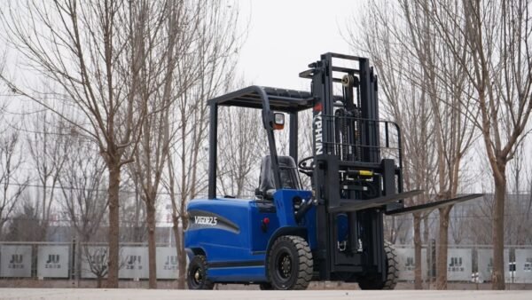 VIGOR-2.5-Blue-Electric-Forklift7-1.jpg